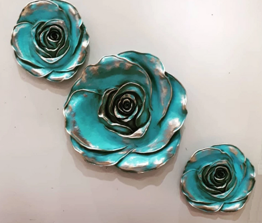 Rose Plate Set 3, Floral Accent Plate Set, Rose Shape Decorative, Handmade Rose Art Plates, Rose Plate Decor, Unique Rose Plaques Set