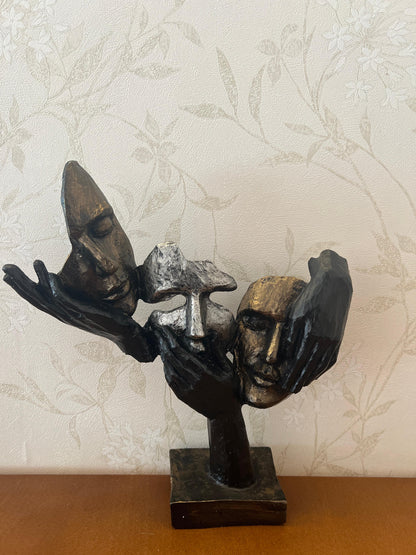 Abstract Three Face On Hand Statue, Tabletop Art Decor, Modern Face Sculpture, Abstract Design Decor, Face Sculpture, Face Statue, Face Decor, Face Objects, Face Figurine