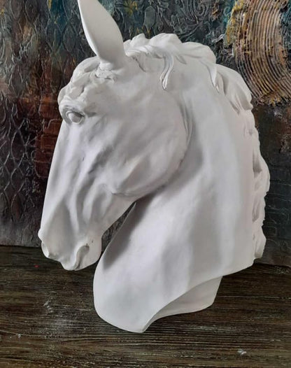 Handmade Horse Head Statue, Elegant Horse Figurine, Horse Head Statue, Horse Sculpture Art, Polyester Horse Statue, Elegant Horse Decor
