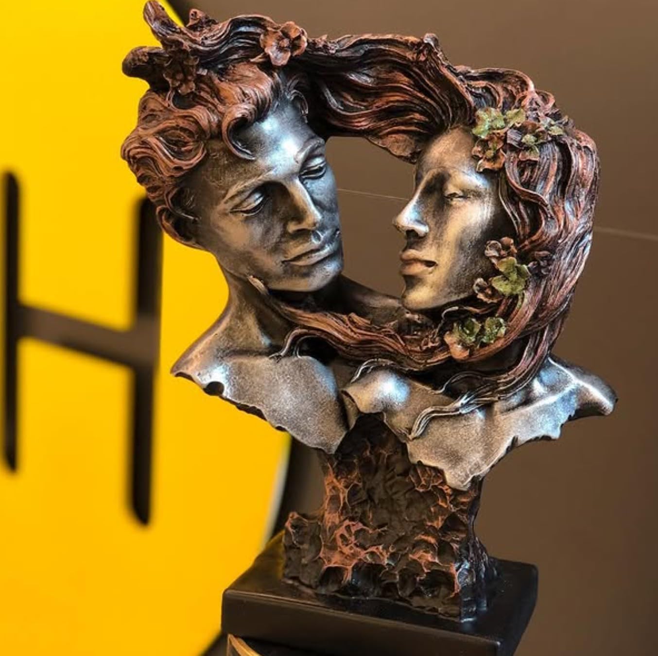 Couple Love Figurine, Romantic Sculpture, Lovers Bust Statue, Valentine’s Day gift, Art Decor Statue, Romantic Gift Idea, Art Decor Statue, Romantic Decor, Love Couple Decor