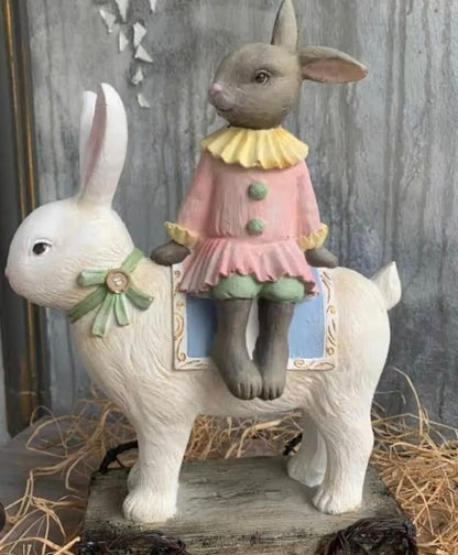 Hasenskulptur auf einem Sockel, handgefertigte Hasen-Dekorstatue, dekorative Hasenornamente, dekorative Hasenfigur, Osterhasenskulptur, Osterhasenskulptur, Osterhasendekoration