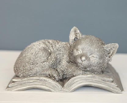 Sleeping Cat Statue on Book, Polyester Sleeping Kitten Sculpture on Book, Sleeping Cat on Book Statue, Cute Cat Figurine on Open Book