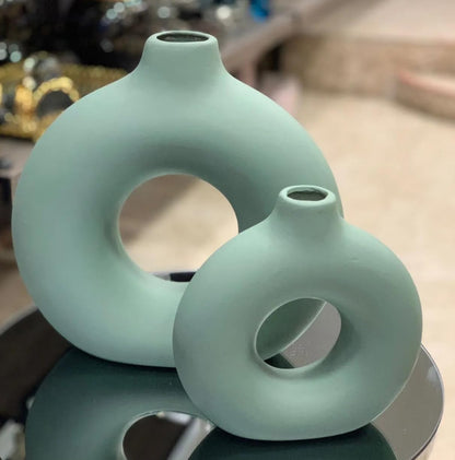 Circle Ceramic Vase Set-2, Minimalist Round Hollow Vase, Handmade Ceramic Vase, Home Decor Accessories, Pampas Flower Vases, Flowers Vase, Circle Vase, Handmade Vase