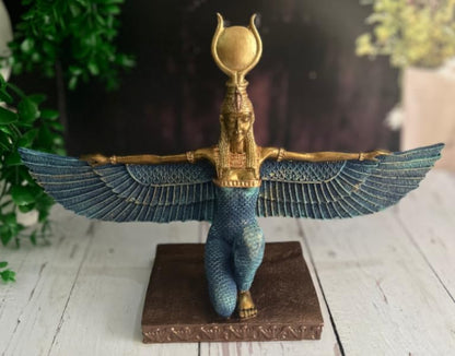 Egyptian Goddess Isis Sculpture, Isis Statue, Winged Isis Goddess Statue, Ancient Egyptian Isis Statue, Handmade Isis Sculpture, Isis Decor