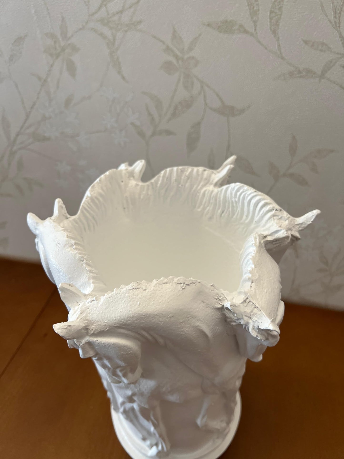 Horse Themed Vase, Gift For Horse Lovers, Decorative Vase With Horses, Horse Motif Decor, Horse Flowerpot, Horse Statue Vase, Horse Vase