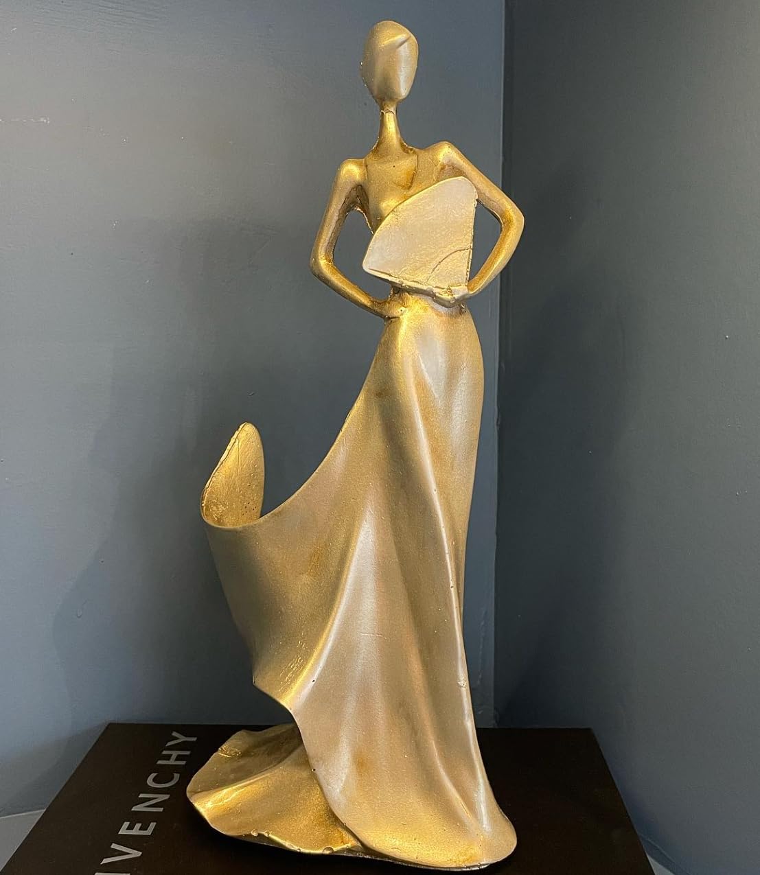 Elegant Woman Wine Rack Sculpture, Lady Wine Holder Statue, Woman Wine Rack, Modern Woman Sculpture Wine Rack, Artistic Bar Decor