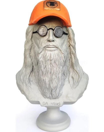 Statua moderna di busto di Da Vinci con berretto e occhiali, Statua di busto di Da Vinci, Busto di Da Vinci, Testa di Da Vinci in poliestere, Scultura di Da Vinci