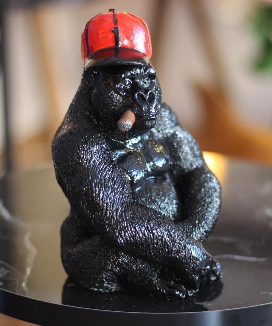 Smoking Gorilla Statue with Cap, Cool Gorilla Smoking Pipe Decor, Urban Style Gorilla Statue with Hat, Gorilla Statue with Cigarette and Cap