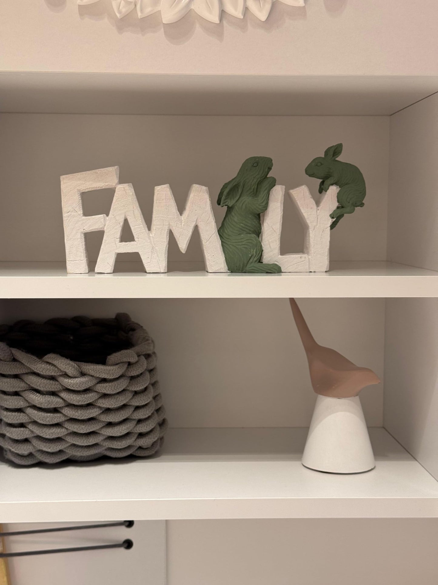 Rustic Family Sign with Rabbits, Farmhouse Family Decor, Animal Lover Gift, Family Sign Decor, Rabbit Family Sculpture, Bunny Figurine Gift, Rabbit Family Decor, Rabbit Family Statue