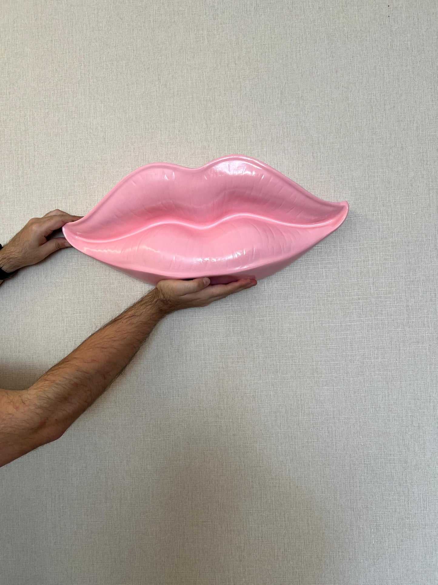 3D Large Lips Sculpture for Wall Decor, Kiss-shaped Wall Art, Modern Lips Wall Art, Lips Wall Decor, Kiss Wall Decor, 3D Large Lips Wall Decor,