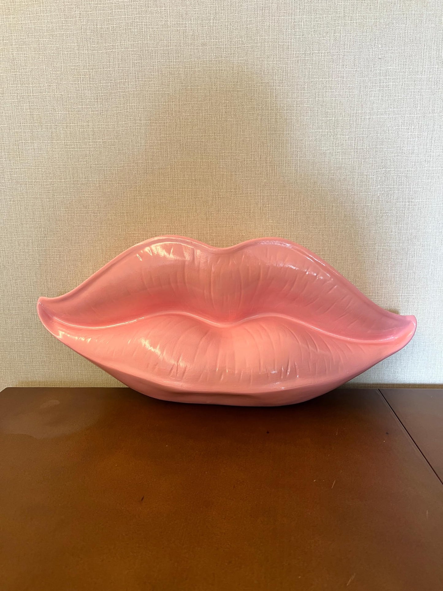 3D Large Lips Sculpture for Wall Decor, Kiss-shaped Wall Art, Modern Lips Wall Art, Lips Wall Decor, Kiss Wall Decor, 3D Large Lips Wall Decor,