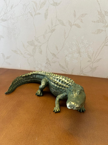 Crocodile Sculpture, Handcrafted Polyester Crocodile Decor, Polyester Crocodile Decor, Alligator Statue, Crocodile Statue for Modern Decor