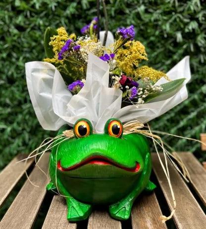 Frog Planter Pot, Frog Shaped Flower Pot Planter, Frog Planter for Indoor, Frog Vase, Frog Themed Vase, Gift For Frog Lovers, Frog Plant Pot