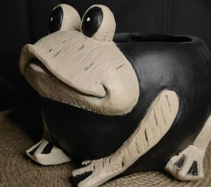 Frog Planter Pot, Frog Shaped Flower Pot Planter, Frog Planter for Indoor, Frog Vase, Frog Themed Vase, Gift For Frog Lovers, Frog Plant Pot