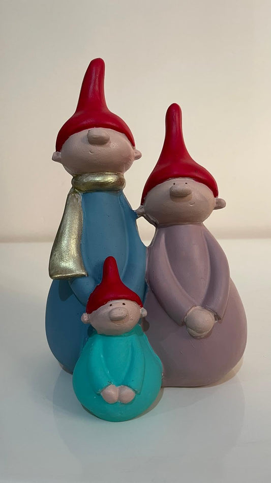 Christmas Gnome Family Figurine Set of 3, Holiday Elf Family, Seasonal Home Decor, Christmas Gift Idea, Holiday Accent Piece, Gnome Statue, Gnome Sculpture, Gnome Figurine