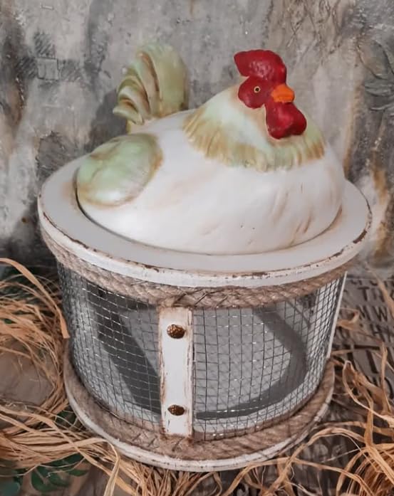 Farmhouse Chicken Egg Basket, Handmade Chicken Egg Holder Cage, Rooster Kitchen Decor, Chicken Wire Egg Storage, Hen Egg Holder