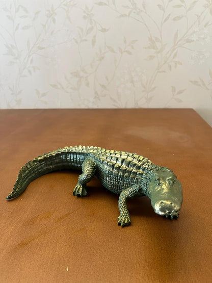 Crocodile Sculpture, Handcrafted Polyester Crocodile Decor, Polyester Crocodile Decor, Alligator Statue, Crocodile Statue for Modern Decor
