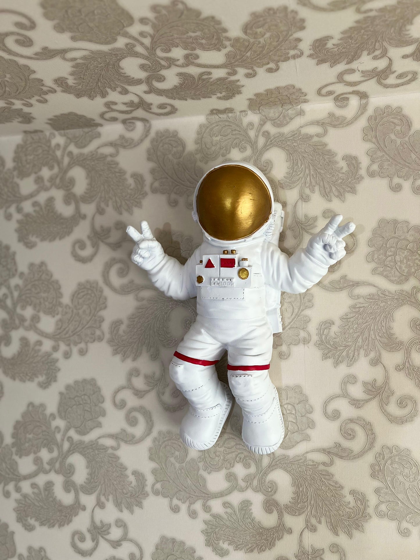 Astronaut Wall Sculpture, Space-themed Wall Decor, Astronaut Decor For Walls, Space Explorer Decorative Figurine, Astronaut Wall Figurine, Astronaut Wall Decor