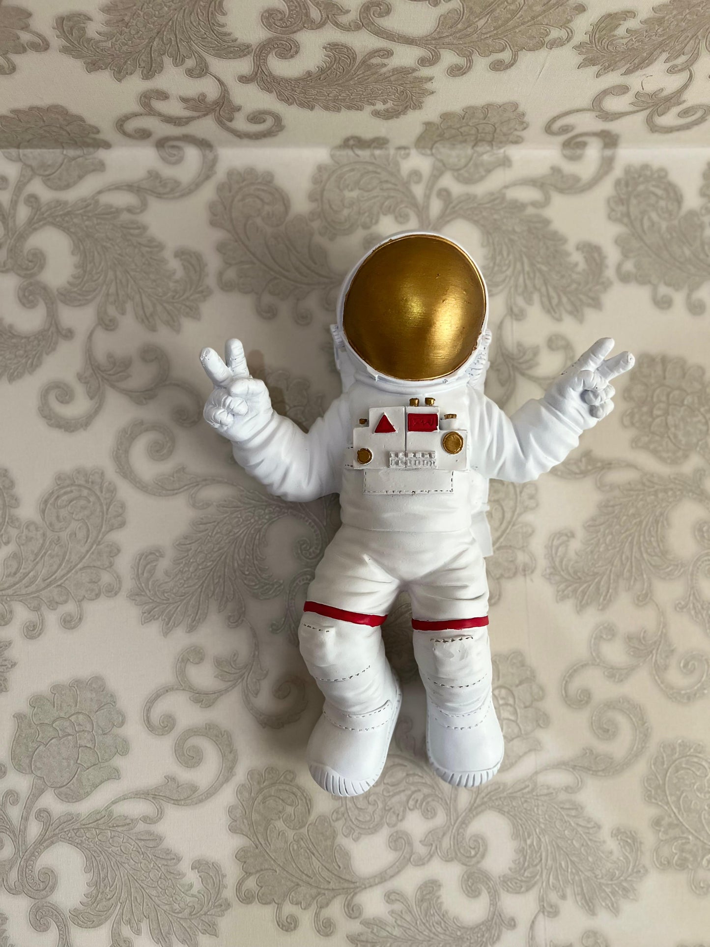 Astronaut Wall Sculpture, Space-themed Wall Decor, Astronaut Decor For Walls, Space Explorer Decorative Figurine, Astronaut Wall Figurine, Astronaut Wall Decor