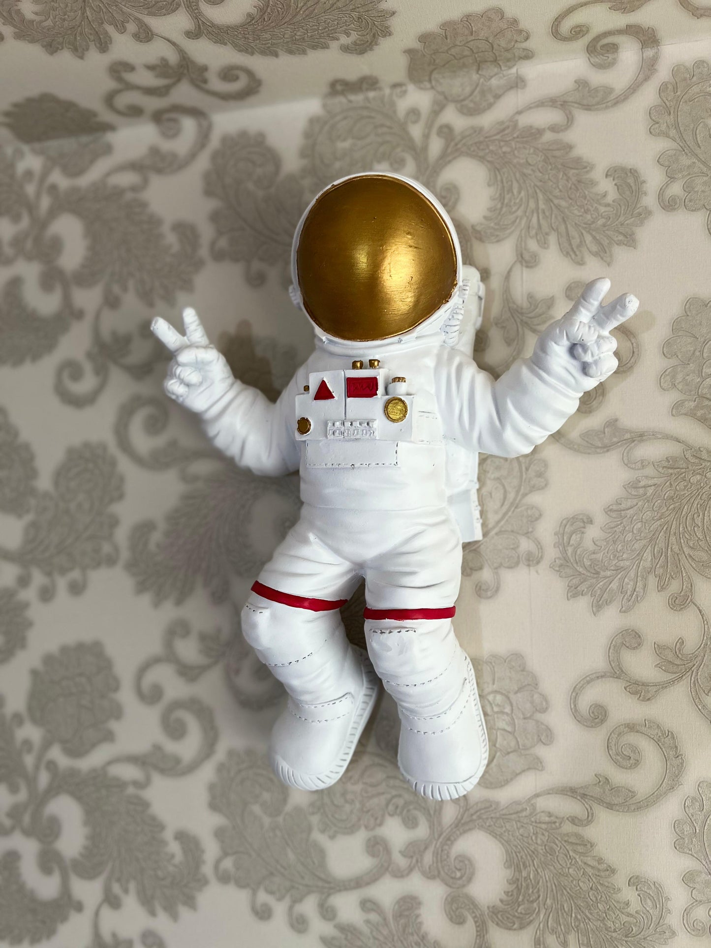 Astronaut Wall Sculpture, Space-themed Wall Decor, Astronaut Decor For Walls, Space Explorer Decorative Figurine, Astronaut Wall Figurine, Astronaut Wall Decor