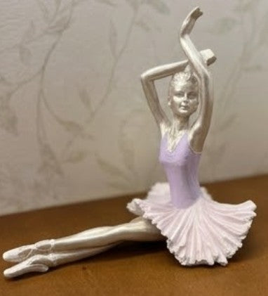 Handgefertigte Balletttänzerin-Statue, Ballerina-Skulptur, Balletttänzerin-Tischdekoration, Dekorative Ballerina-Figur als Geschenk, Ballett-Dekor, Ballerina-Dekor, Ballerina-Statue