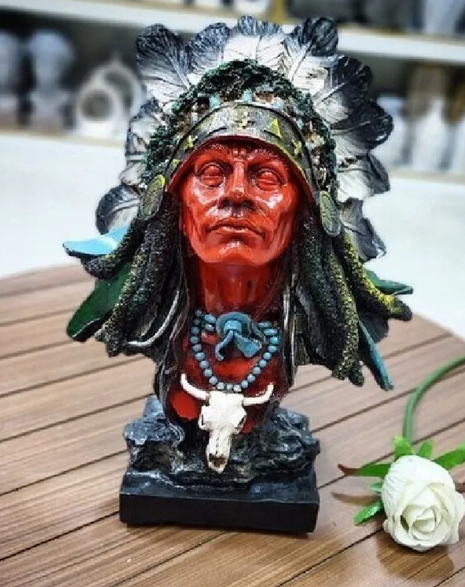 Native American Chief Bust Statue, Polyester Native American Sculpture, Tribal Native American Bust, Ethnic Native American Figurine Bust