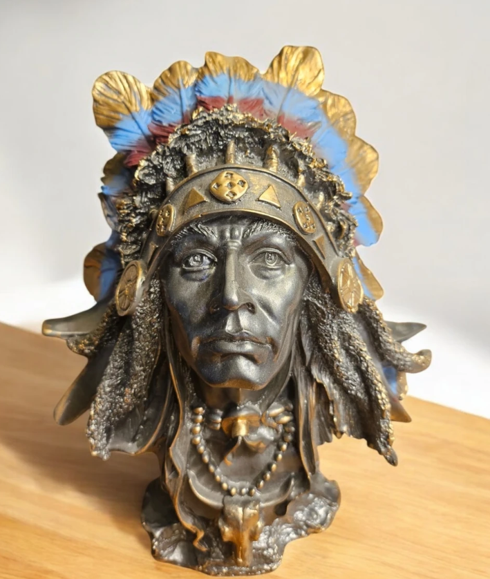 Native American Chief Bust Statue, Polyester Native American Sculpture, Tribal Native American Bust, Ethnic Native American Figurine Bust