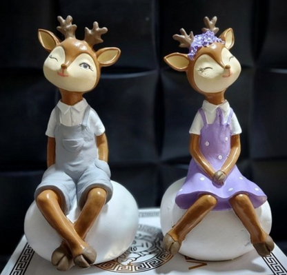 Cute Deer Couple Figurines, Sweet Deer Couple Statue, Romantic Deer Couple Sculpture, Sitting Deer Couple Figurines, Deer Couple Statues