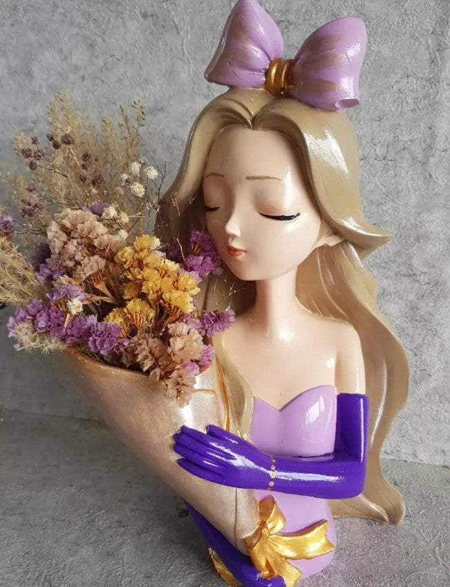 Handmade Girl Holding Flowers Decor, Handmade Girl Statue with Flower Bouquet Decor, Handmade Girl Statue, Handmade Girl Statue, Girl Decor