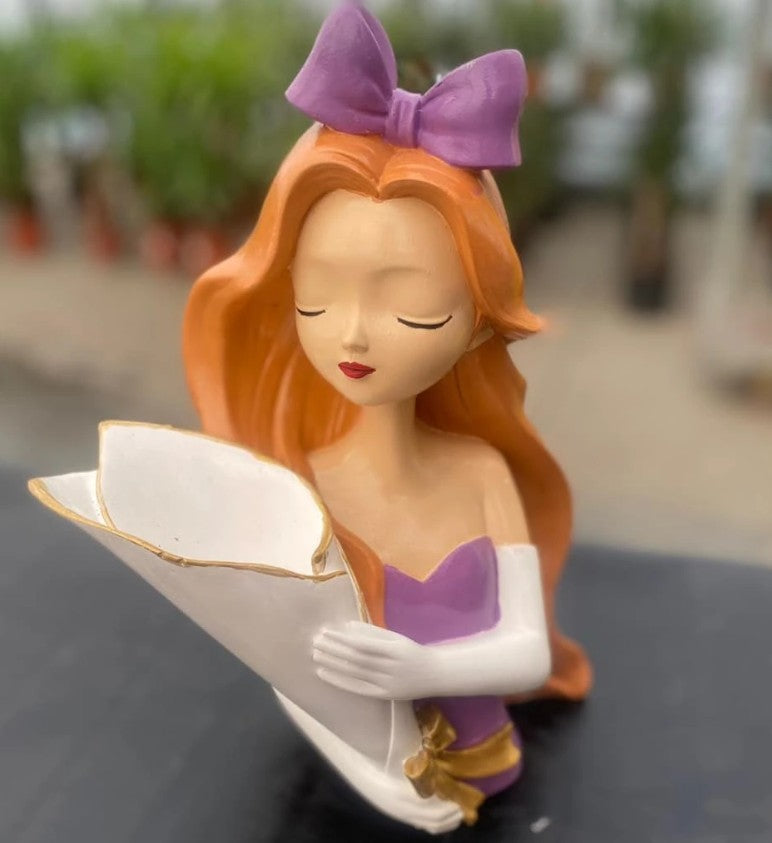 Handmade Girl Holding Flowers Decor, Handmade Girl Statue with Flower Bouquet Decor, Handmade Girl Statue, Handmade Girl Statue, Girl Decor