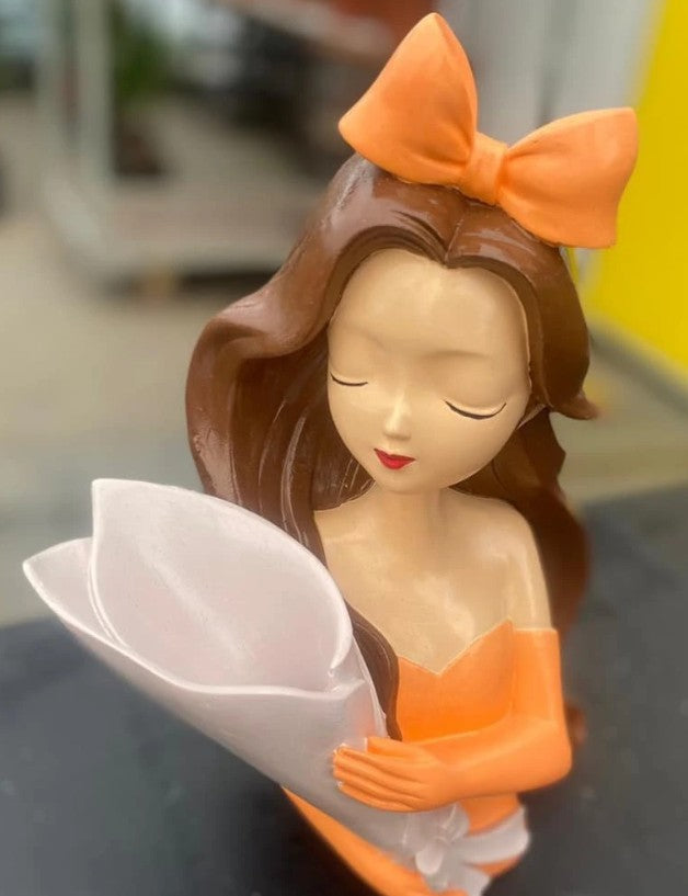 Handmade Girl Holding Flowers Decor, Handmade Girl Statue with Flower Bouquet Decor, Handmade Girl Statue, Handmade Girl Statue, Girl Decor
