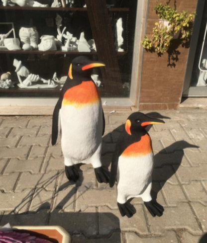 Realistic Penguin Statue Set, Handcrafted Penguin Statue, Large and Small Penguin Statues, King Penguin Figurine Set, Arctic Penguin Statue