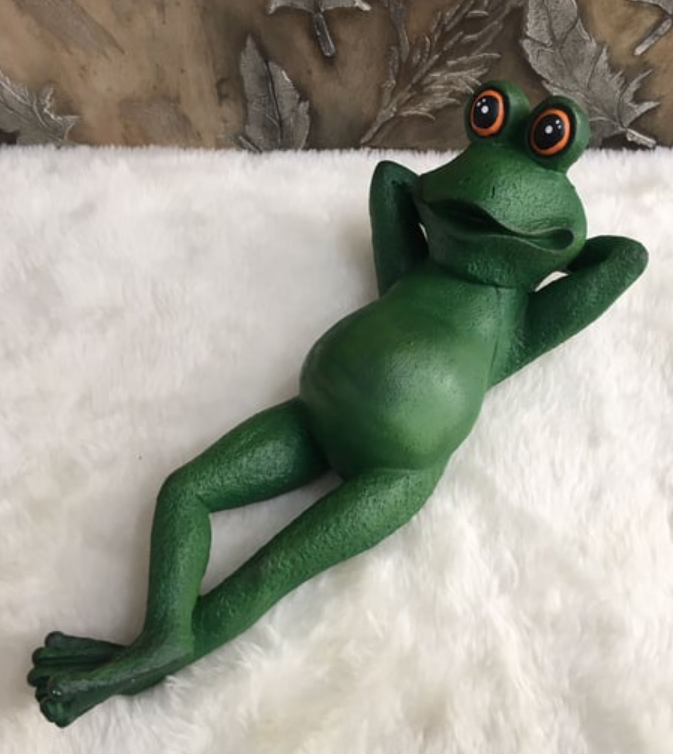 Lying Frog Statue in Swimsuit, Relaxing Frog Figurine, Frog Poolside Statue, Lying Frog Garden Decor, Frog Lounge Statue, Frog Sculpture
