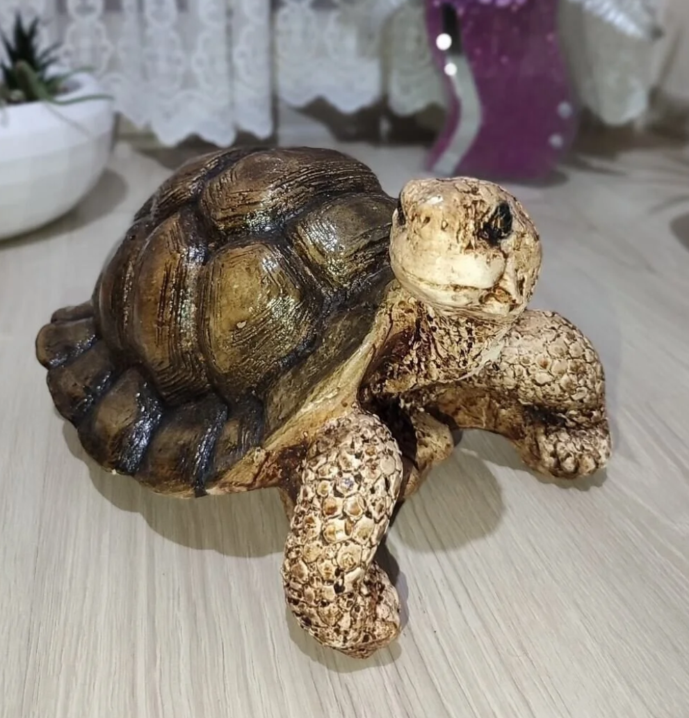 Realistic Turtle Decor Statue, Large Turtle Decorative Statue, Garden Turtle Statue, Hand-Painted Turtle Decor for Home, Tortoise Sculpture