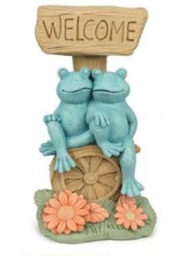 Welcome Frog Decor, Frog Statue with Welcome Sign, Polyester Garden Sculpture