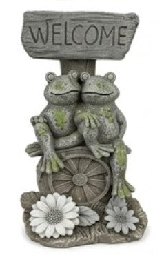 Welcome Frog Decor, Frog Statue with Welcome Sign, Polyester Garden Sculpture