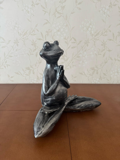 Meditating Frog Sculpture, Frog Statue Lotus Pose, Zen Frog Figurine, Frog Ornament Yoga, Meditating Frog Figurine, Zen Frog Figurine