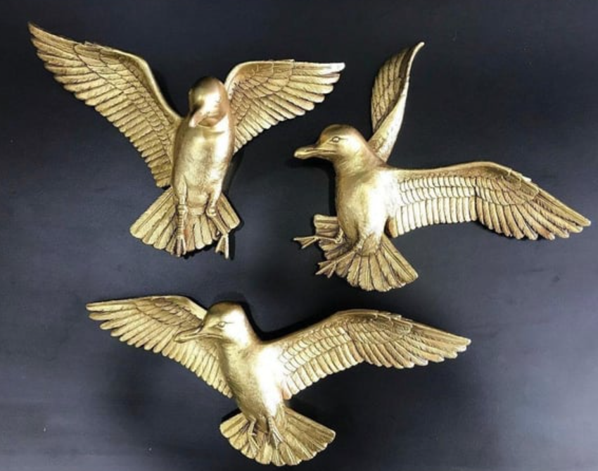 Flying Bird Wall Decor Set, Wall Mounted Bird Sculpture Trio, Set of 3 Bird Wall Hangings, Polyester Bird Wall Art Set, Bird Trio Wall Decor