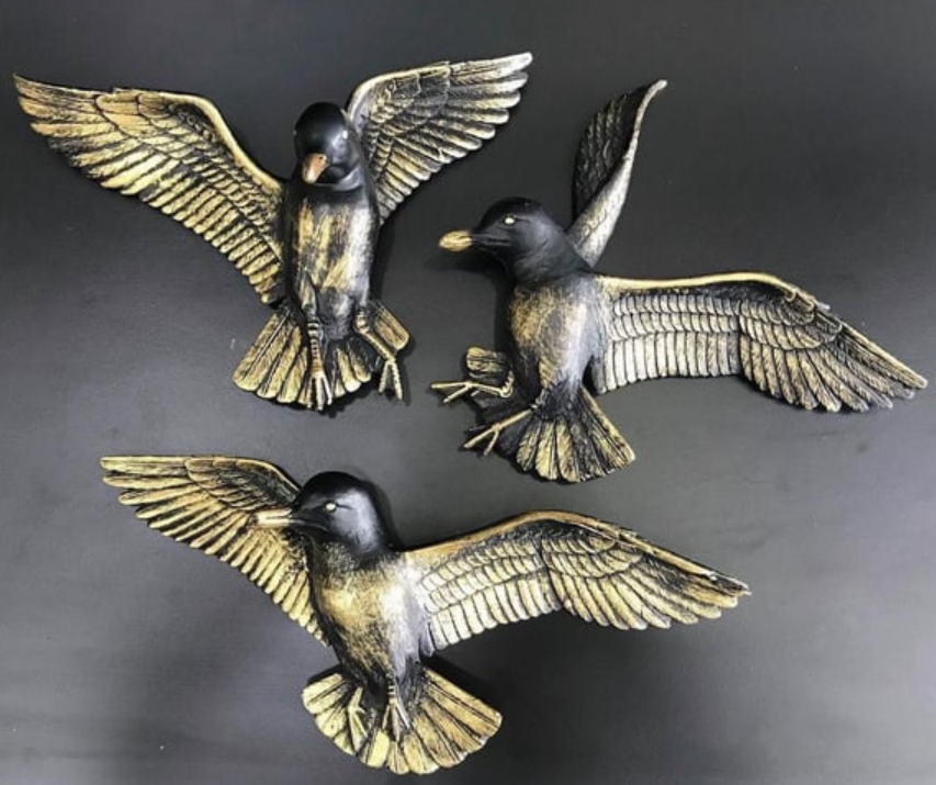 Flying Bird Wall Decor Set, Wall Mounted Bird Sculpture Trio, Set of 3 Bird Wall Hangings, Polyester Bird Wall Art Set, Bird Trio Wall Decor