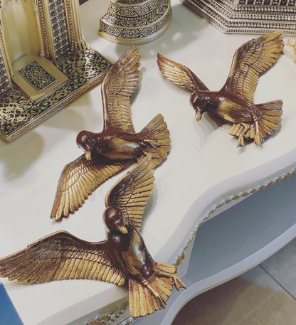 Flying Bird Wall Decor Set, Wall Mounted Bird Sculpture Trio, Set of 3 Bird Wall Hangings, Polyester Bird Wall Art Set, Bird Trio Wall Decor