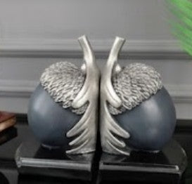 Rustic Acorn Bookends, Nature-Inspired Book Stoppers, Oak Leaf Bookend Set, Woodland Home Decor, Acorn Bookends Set, Oak Leaf Bookends, Acorn Bookshelf, Oak Leaf Bookshelf