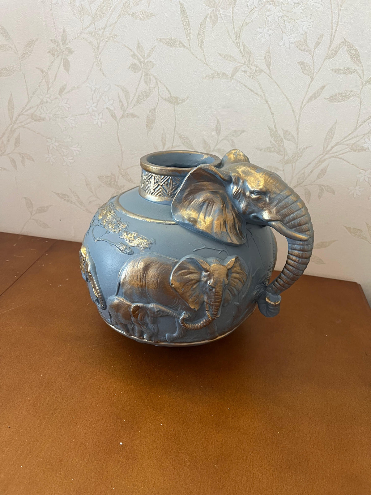 Elephant Vase, Handcrafted Safari Decor, Wildlife Art Decor, Elephant Handle Vase, Exotic Home Decor, Elephant Vase Decor, African Vase, Wildlife Vase