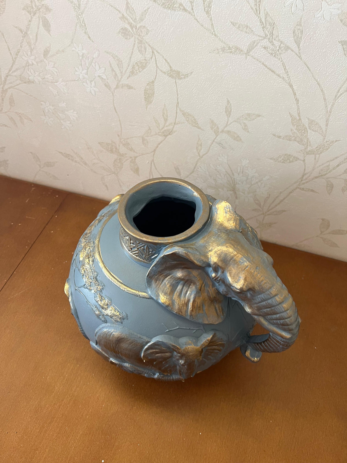 Elephant Vase, Handcrafted Safari Decor, Wildlife Art Decor, Elephant Handle Vase, Exotic Home Decor, Elephant Vase Decor, African Vase, Wildlife Vase