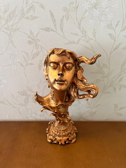Woman Head Statue with Flowing Hair, Elegant Decorative Bust, Woman Head Statue, Elegant Face Statue, Artistic Decor Piece, Woman Art Bust