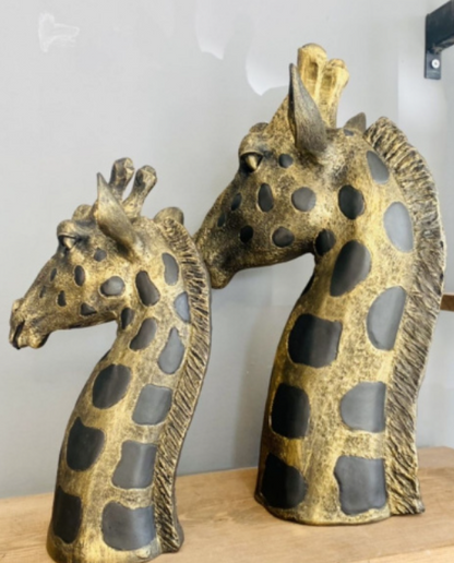 Giraffe Head Statue Set, Handcrafted Giraffe Sculptures, Safari Style Giraffe Head Statue, Decorative Giraffe Head Statues Set