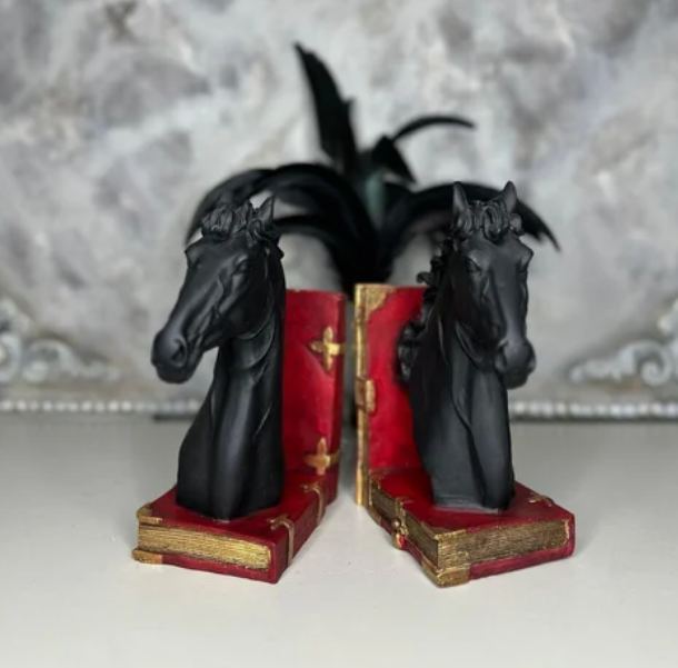 Elegant Horse Bookends, Horse Bookends Decor, Horse Head Bookshelf Decor, Stylish Bookends Gift, Polyester Bookend Set,Horse Statue Bookends