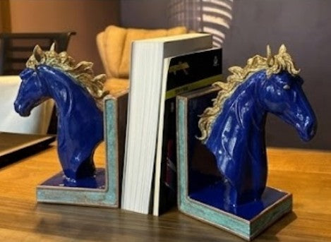 Elegant Horse Bookends, Horse Bookends Decor, Horse Head Bookshelf Decor, Stylish Bookends Gift, Polyester Bookend Set,Horse Statue Bookends