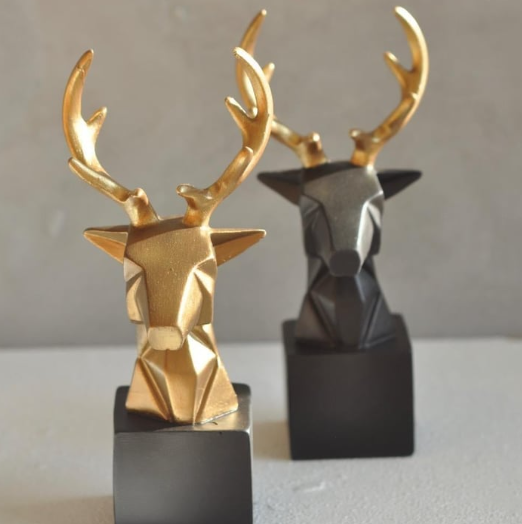 Cubic Deer Head Sculpture, Geometric Deer Statue, Minimalist Cubic Deer Figurine, Modern Abstract Deer Statue, Polyester Cubic Deer Statue