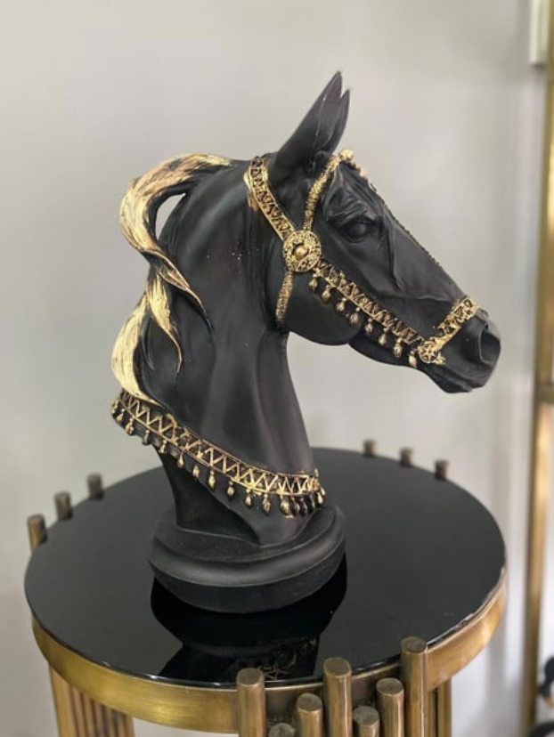 Horse Head Statue, Elegant Horse Sculpture, Realistic Horse Head Statue, Equestrian Style Horse Bust, Majestic Horse Decor, Horse Head Decor
