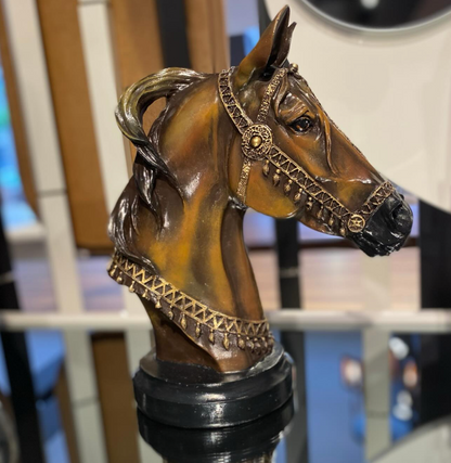 Horse Head Statue, Elegant Horse Sculpture, Realistic Horse Head Statue, Equestrian Style Horse Bust, Majestic Horse Decor, Horse Head Decor
